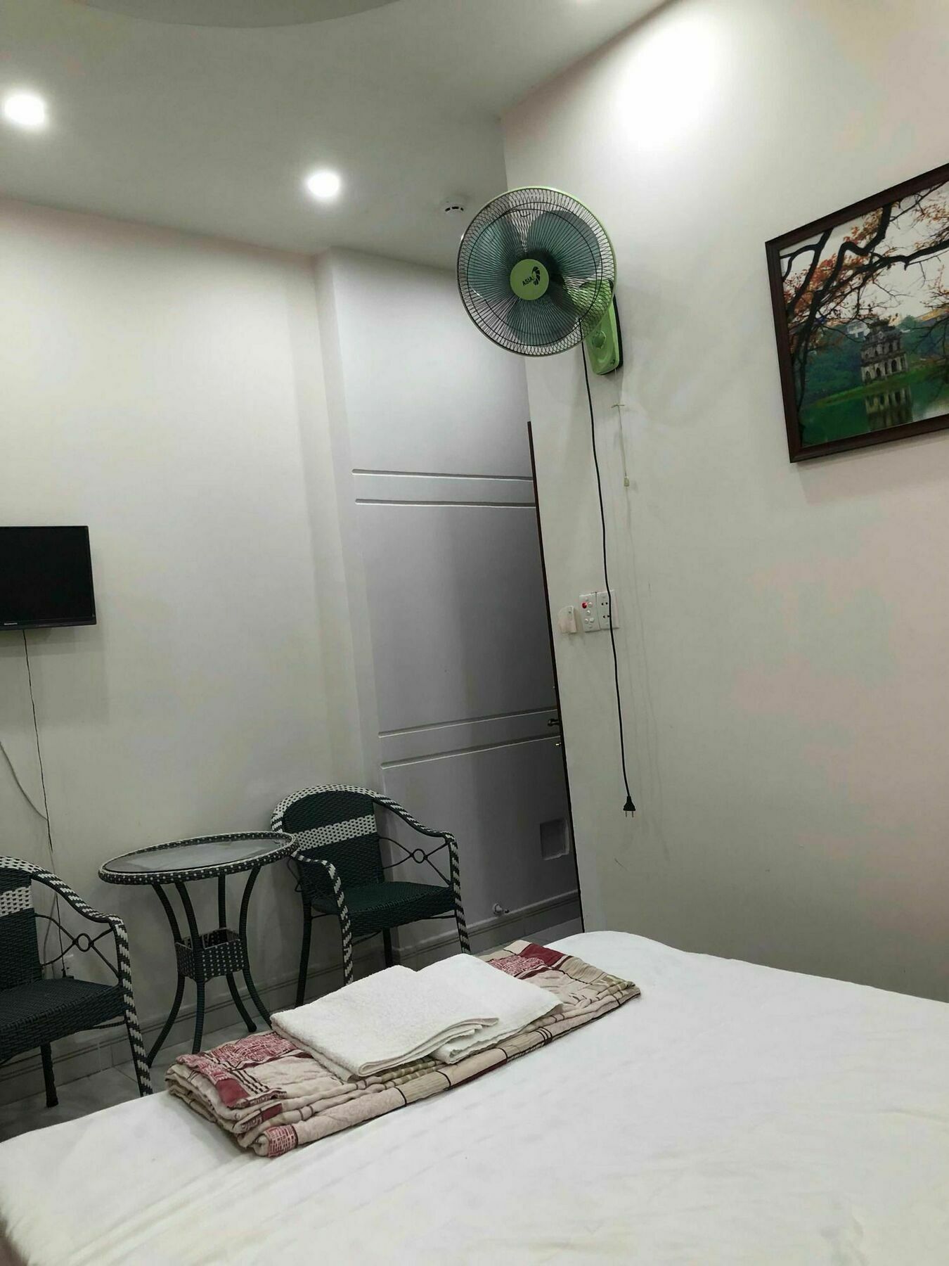 Oyo 395 Anh Quoc Khách sạn *